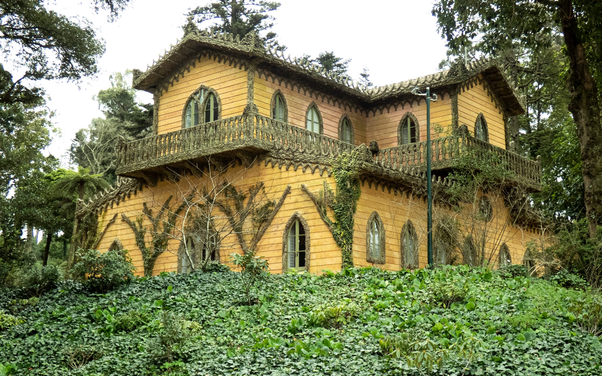 chalet-of-the-countess-of-edla-sintra.jpg