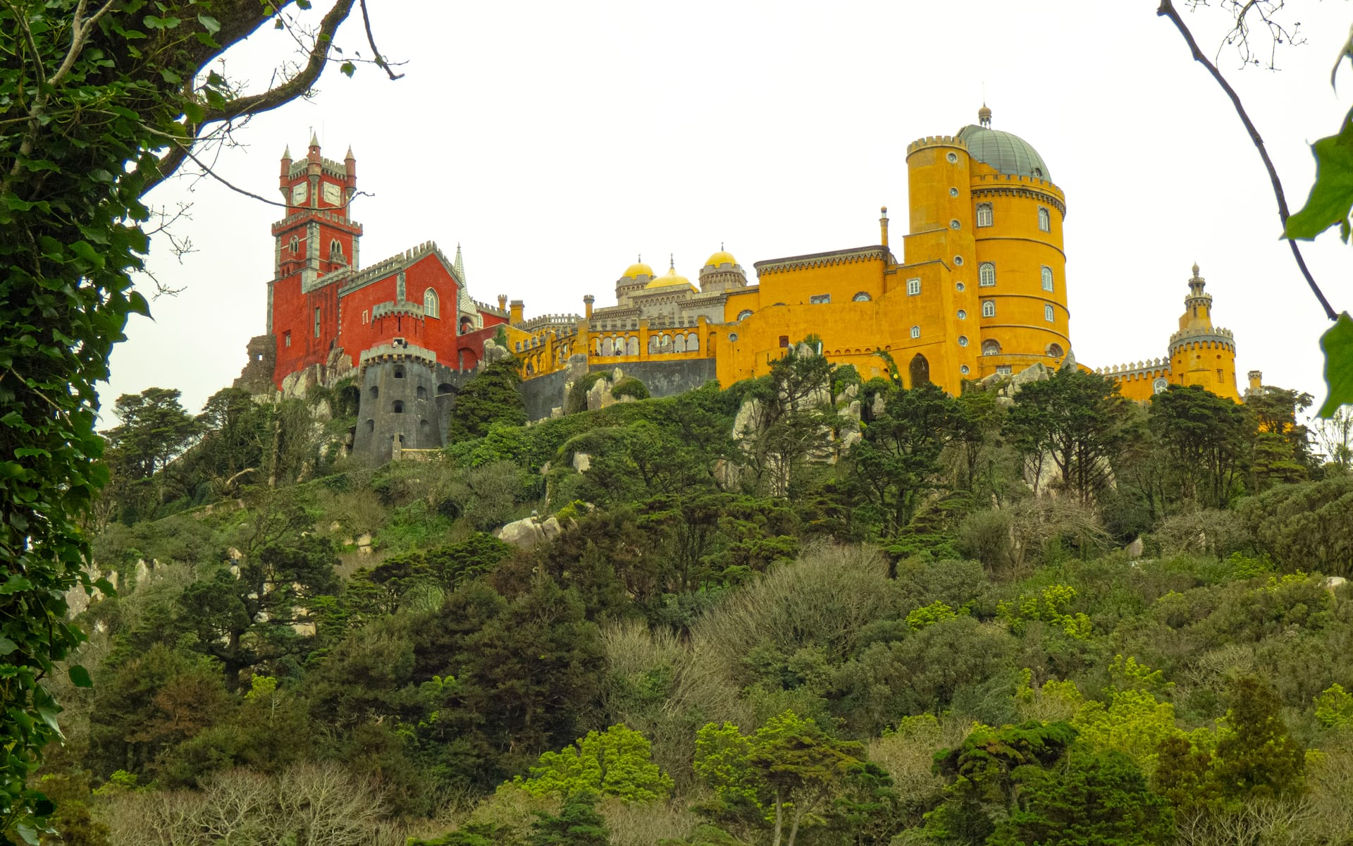 pena-palace-from-below