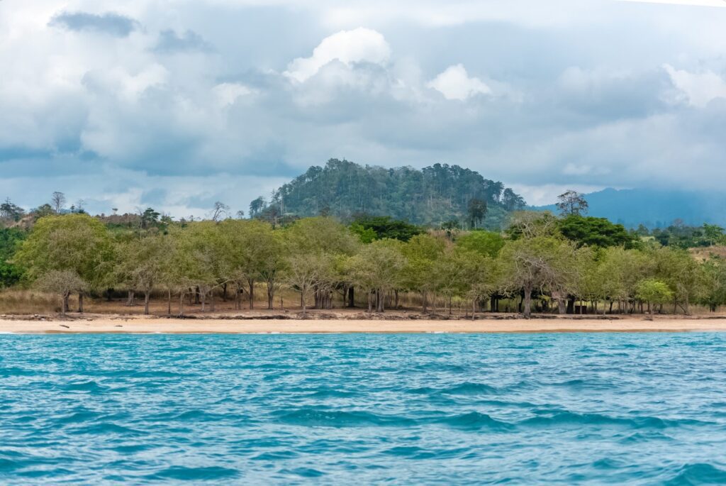 Ilha de São Tomé Onde o oceano encontra o paraíso